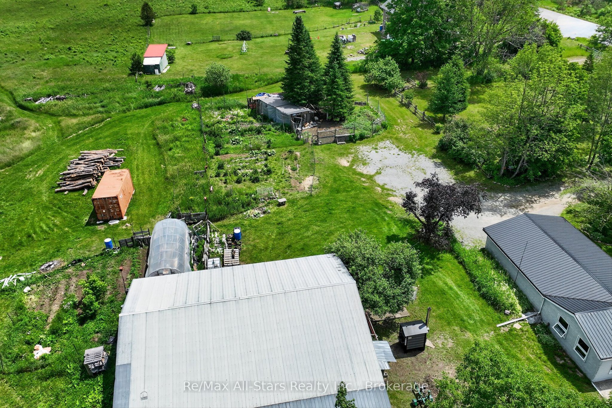 4077 Monck Road Property Photo 47