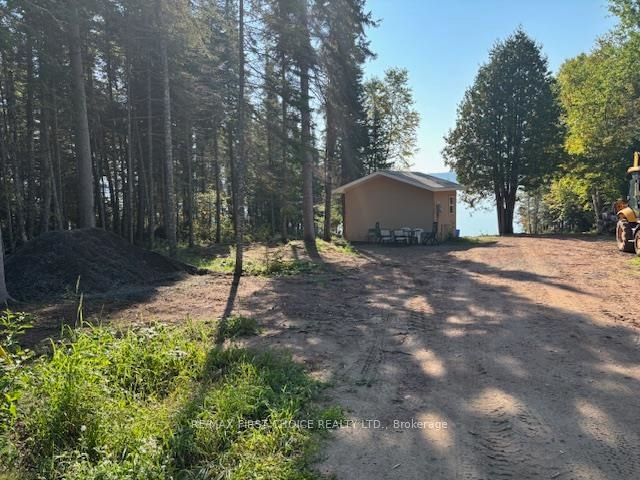 2415 Scott Drive Property Photo 1