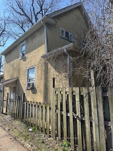 4115 May Avenue Property Photo 3