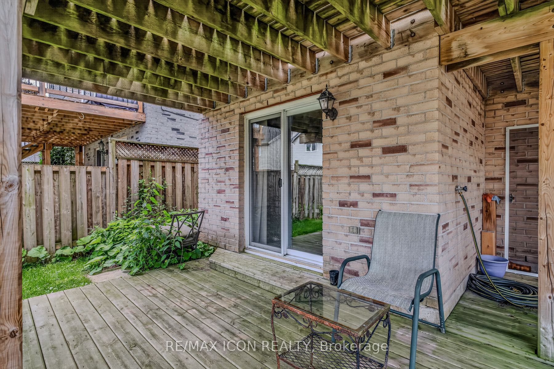 524 Ontario Street Property Photo 37