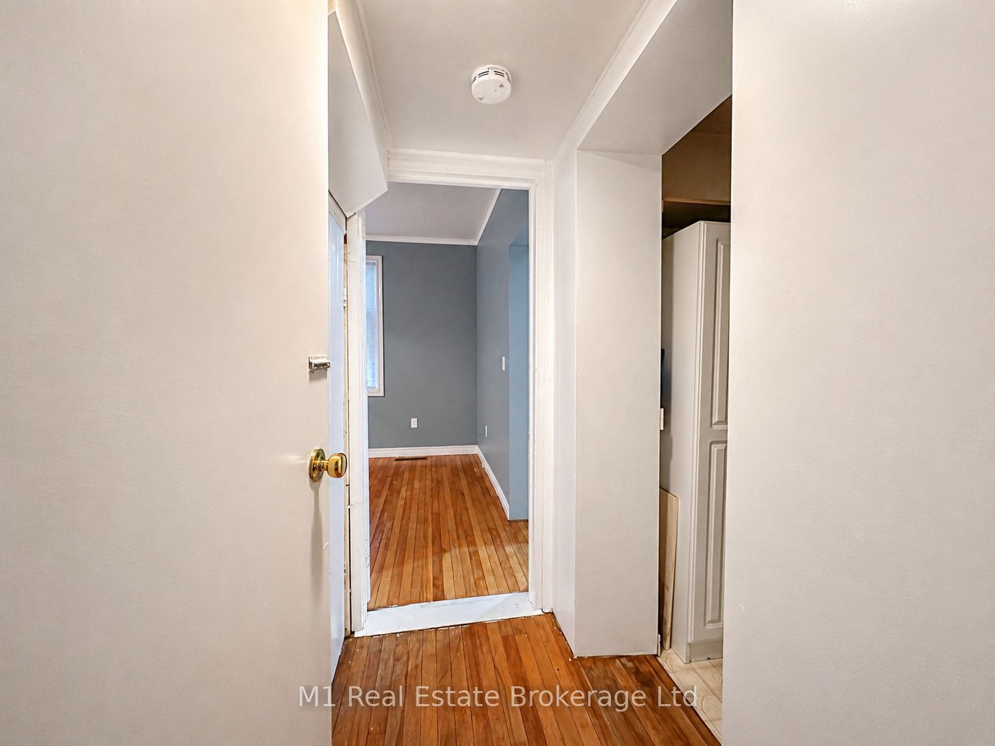 223 St. George Street E Property Photo 12