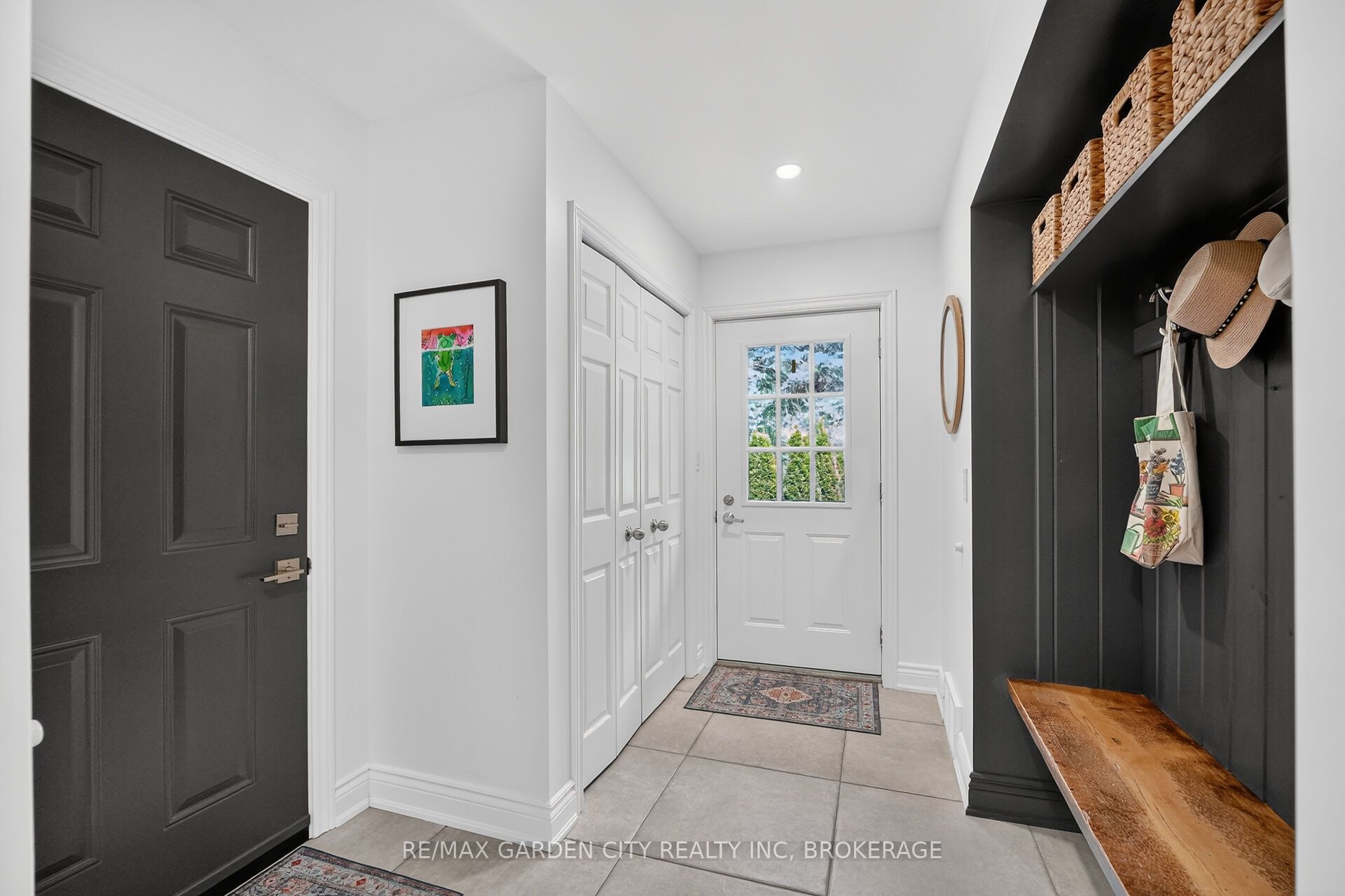 656 Memorial Drive Property Photo 23