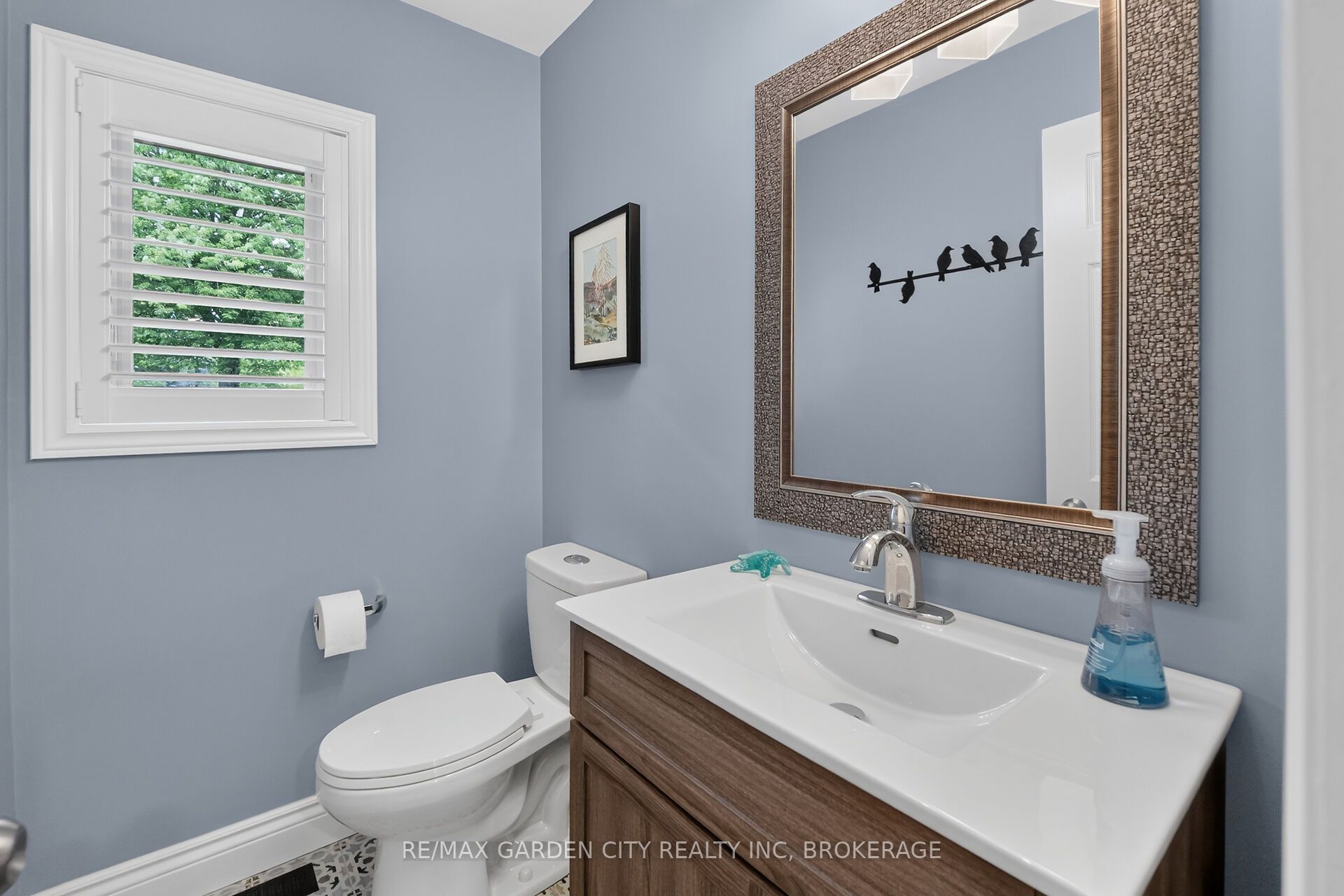 656 Memorial Drive Property Photo 28
