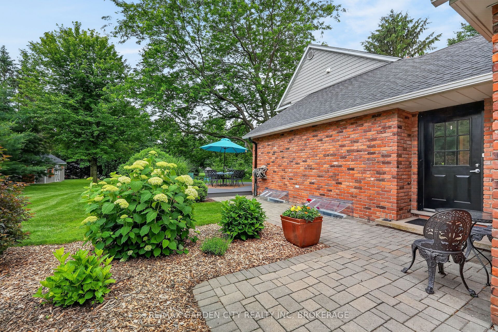 656 Memorial Drive Property Photo 42