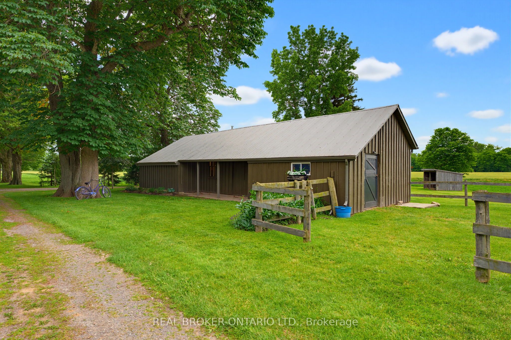 99 County Road 18 Road Property Photo 34