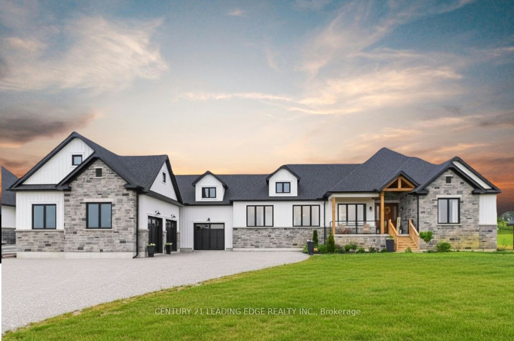 12 Country Place Property Photo 3