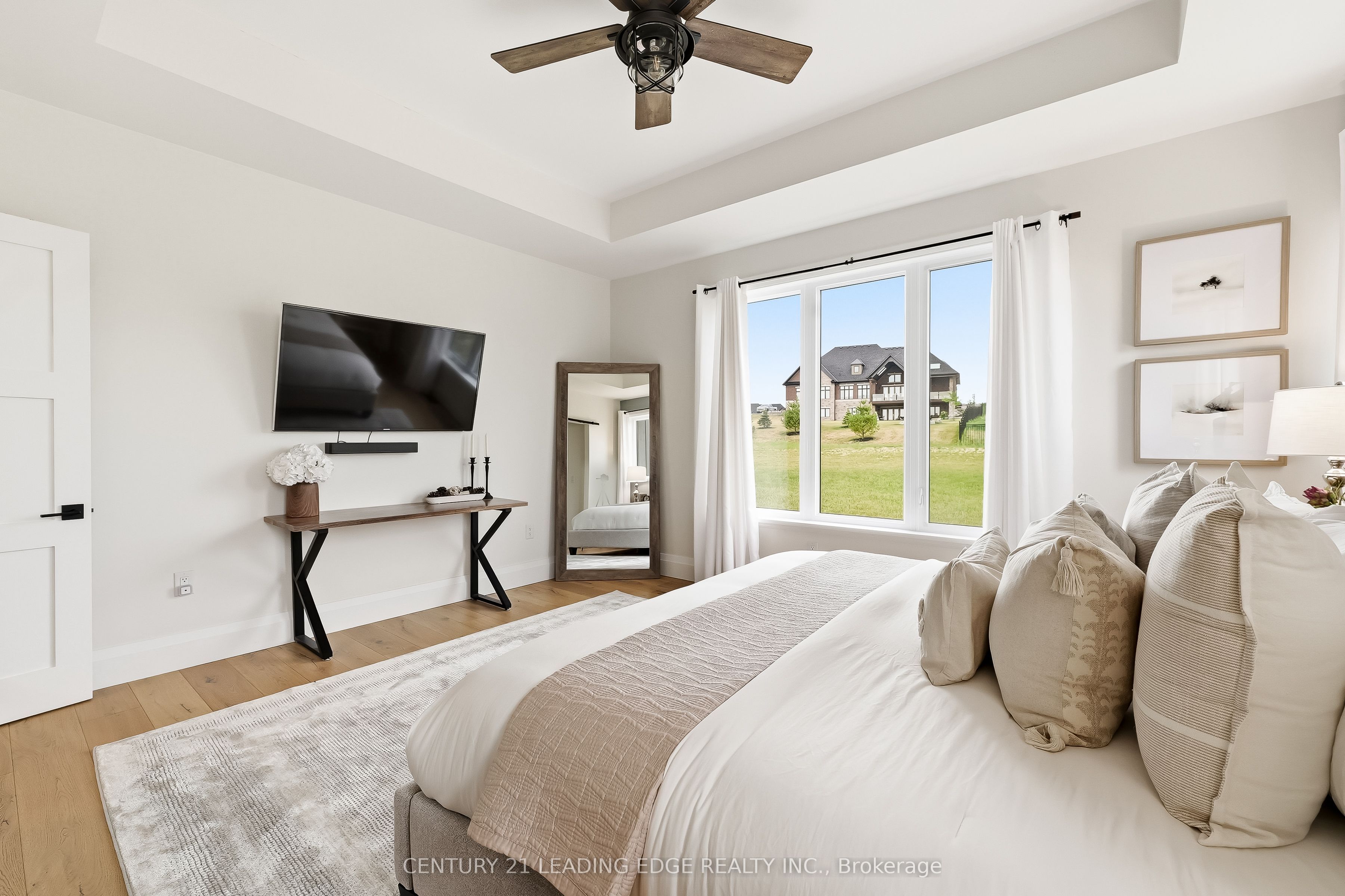 12 Country Place Property Photo 27