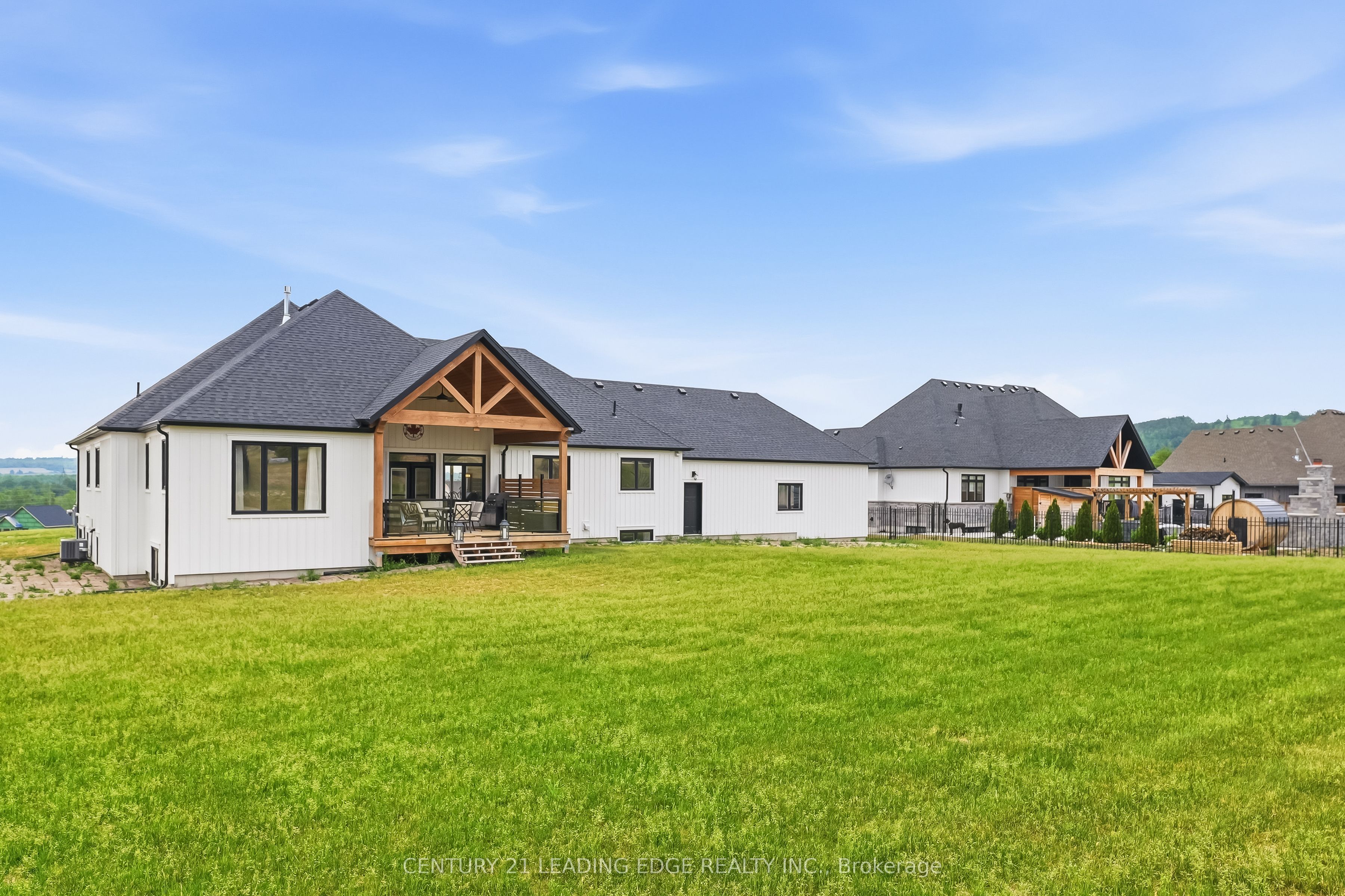 12 Country Place Property Photo 49