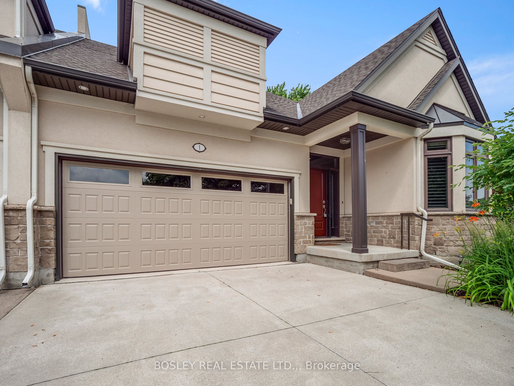 1 Emerald Common Property Photo 7