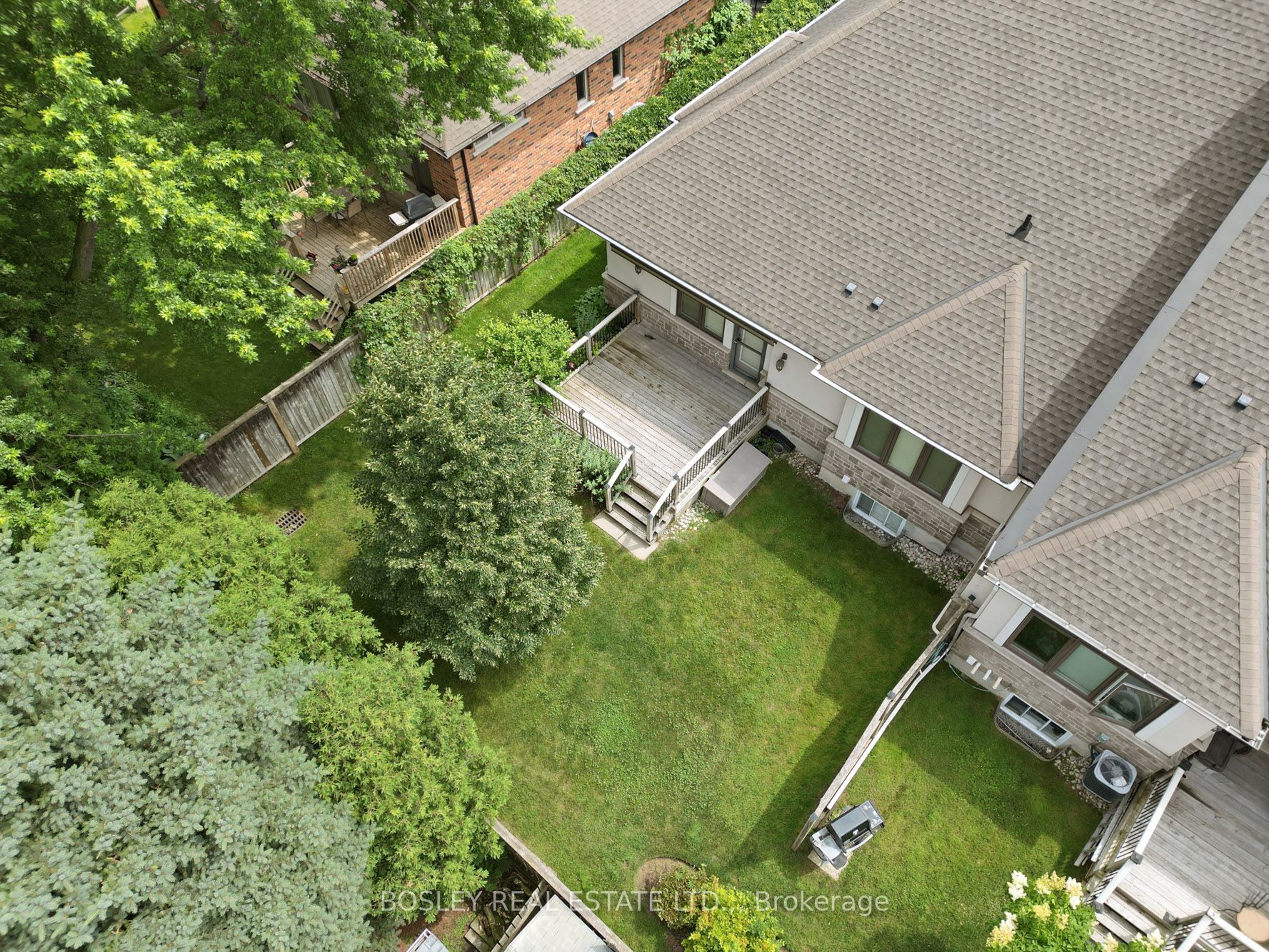 1 Emerald Common Property Photo 36