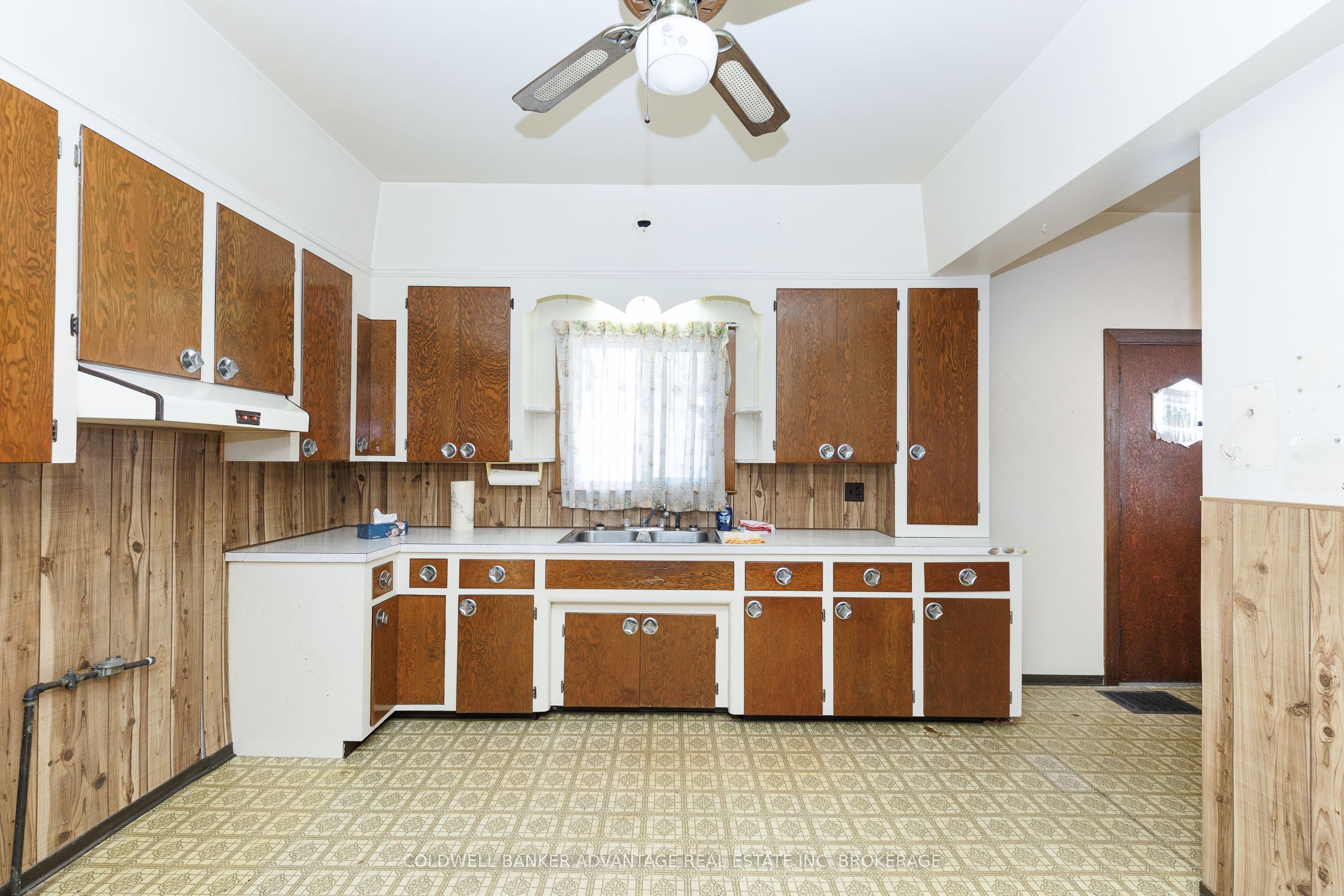 48 Empire Street Property Photo 8