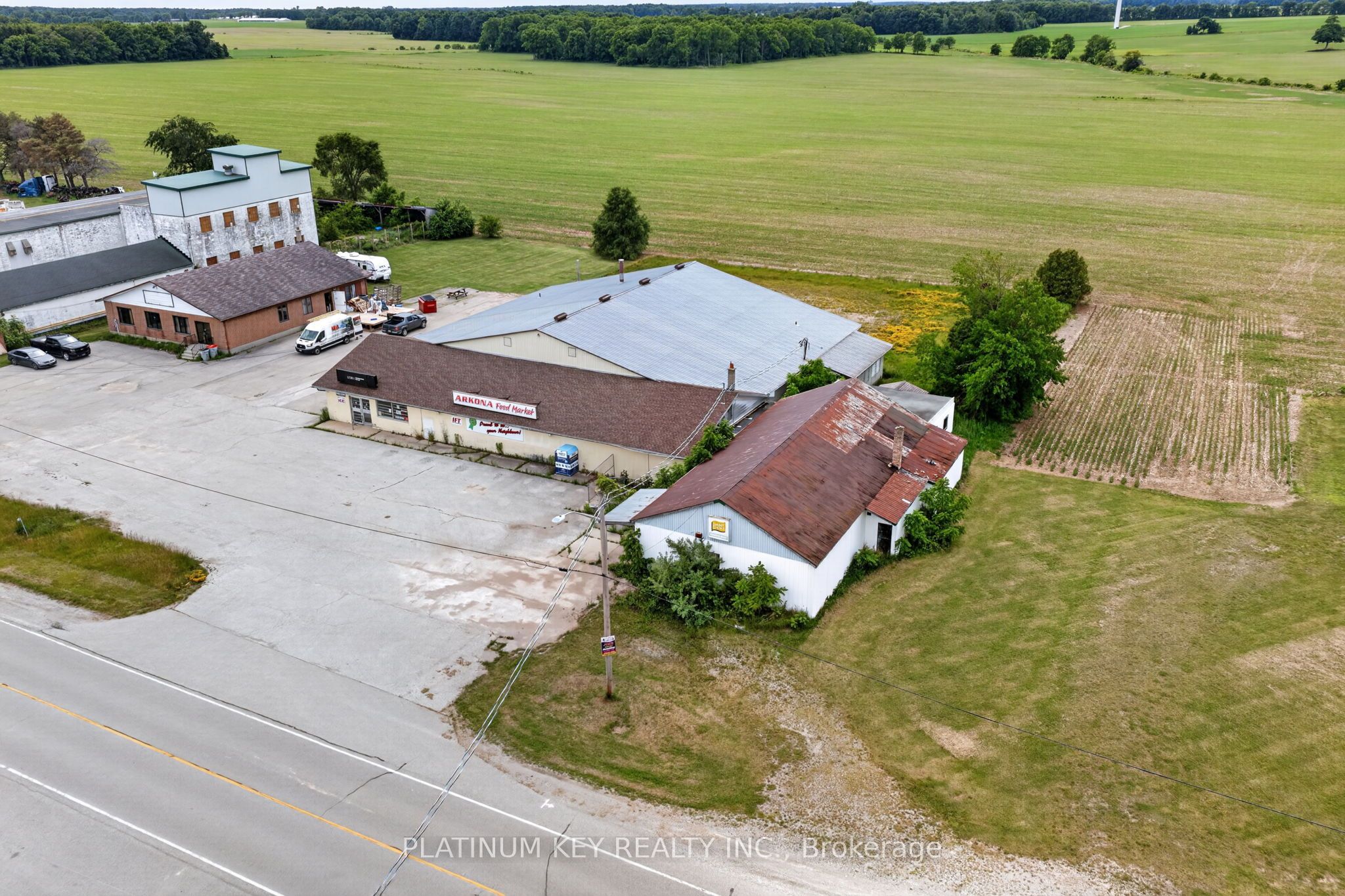 7291 Arkona Road Property Photo 14