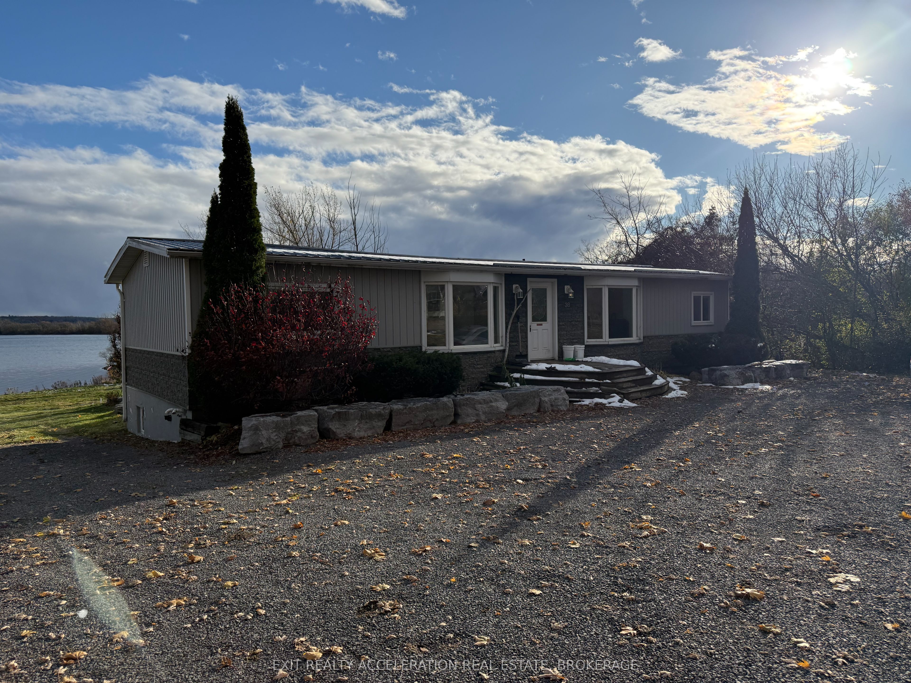 38 Main Street Property Photo 22