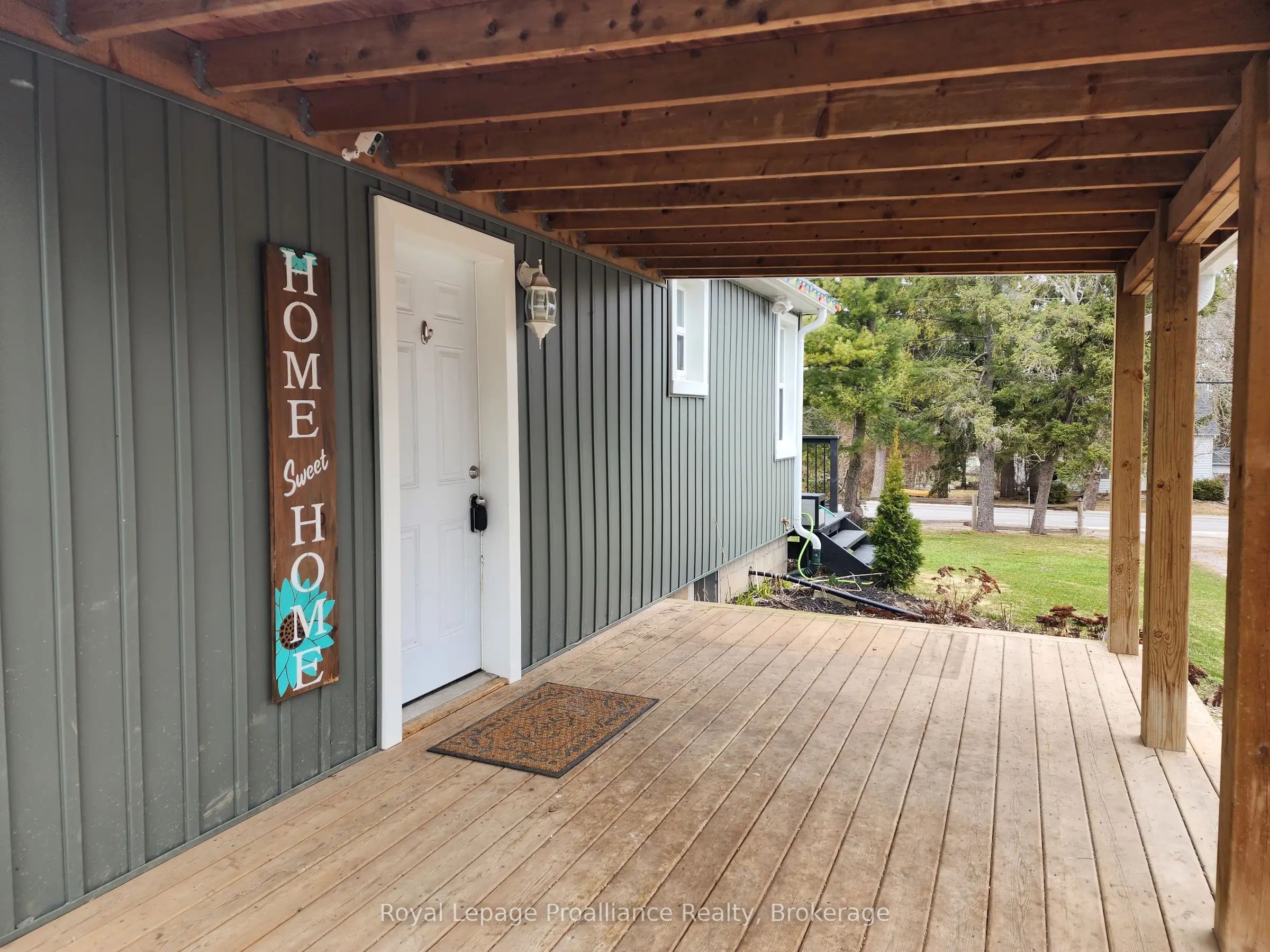 2307 County Rd 3 Property Photo 5