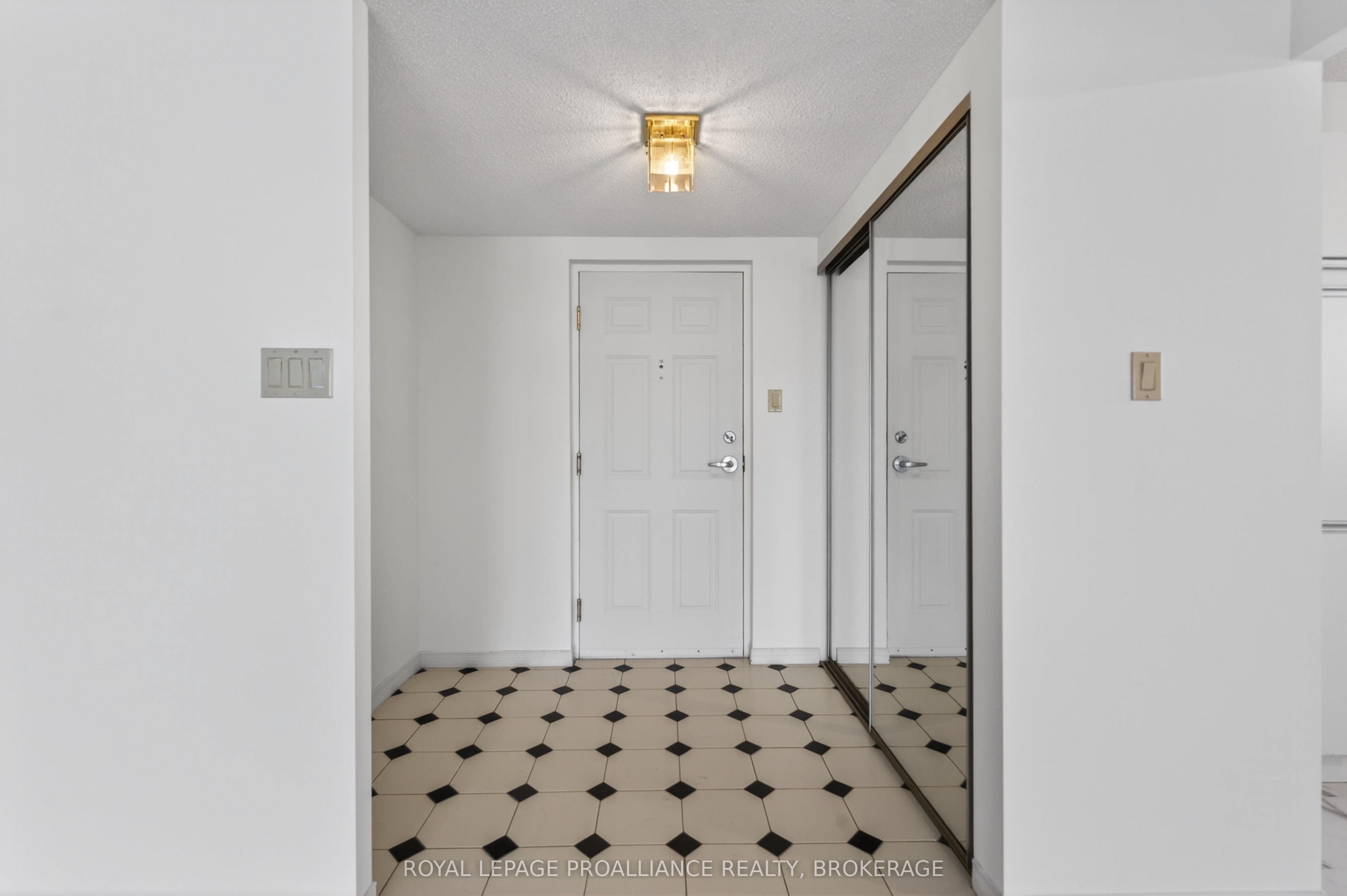 257 Bath Road 1006 Property Photo 10