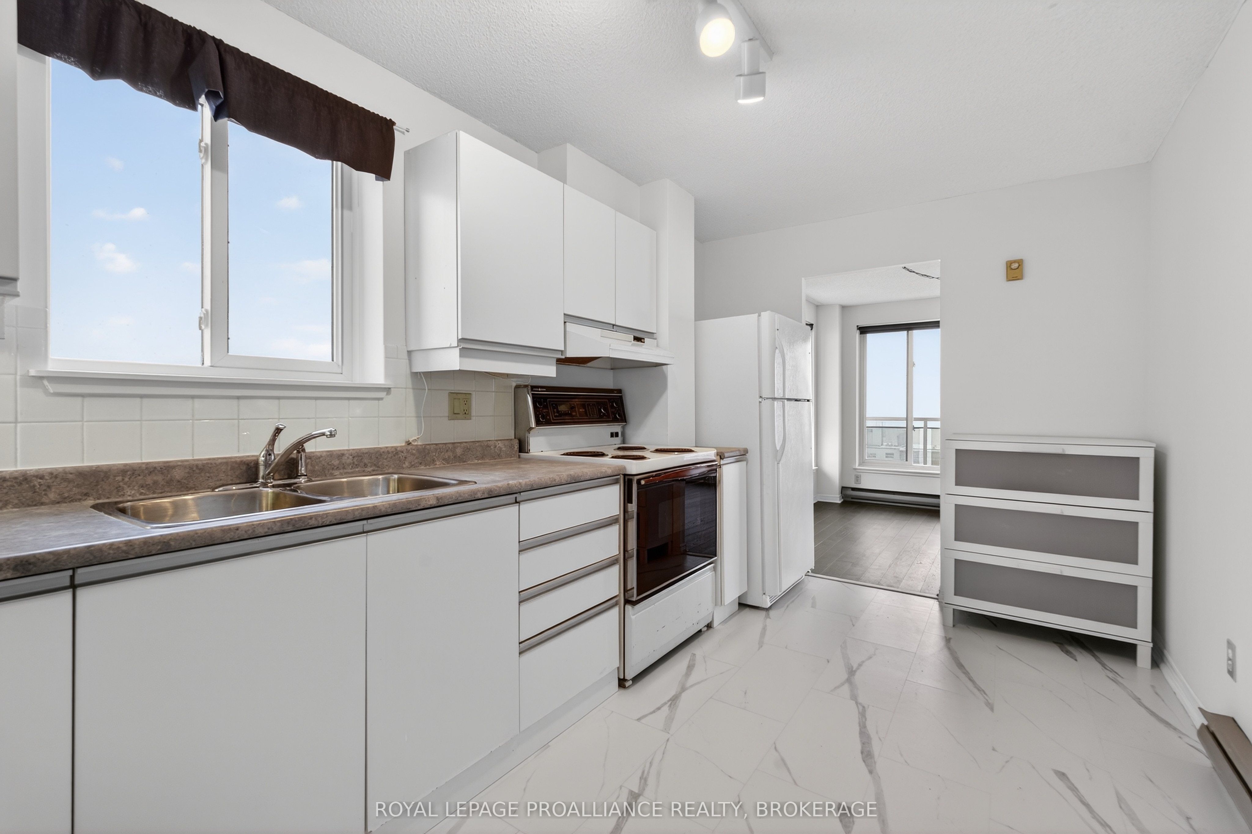 257 Bath Road 1006 Property Photo 20