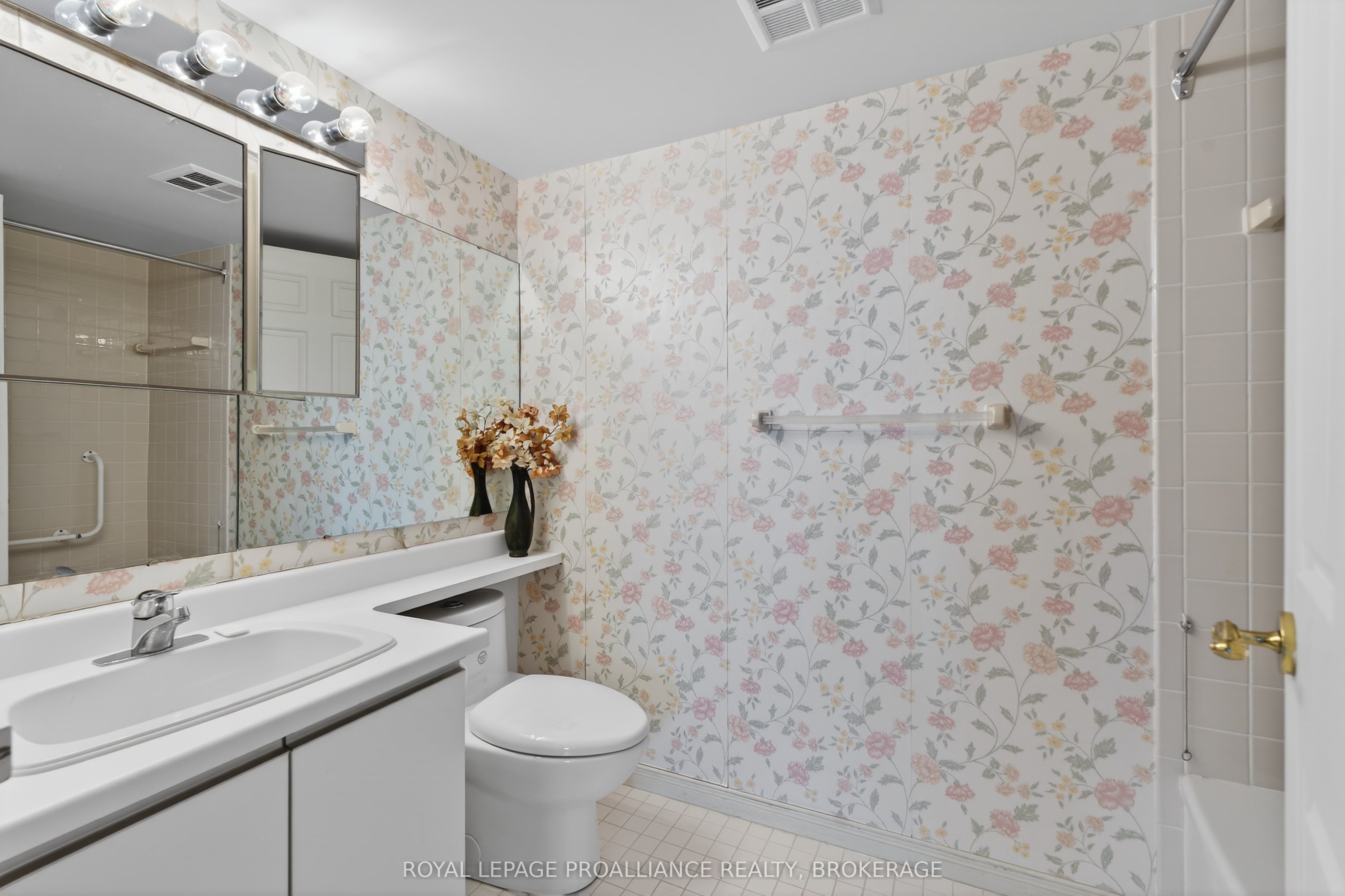 257 Bath Road 1006 Property Photo 29