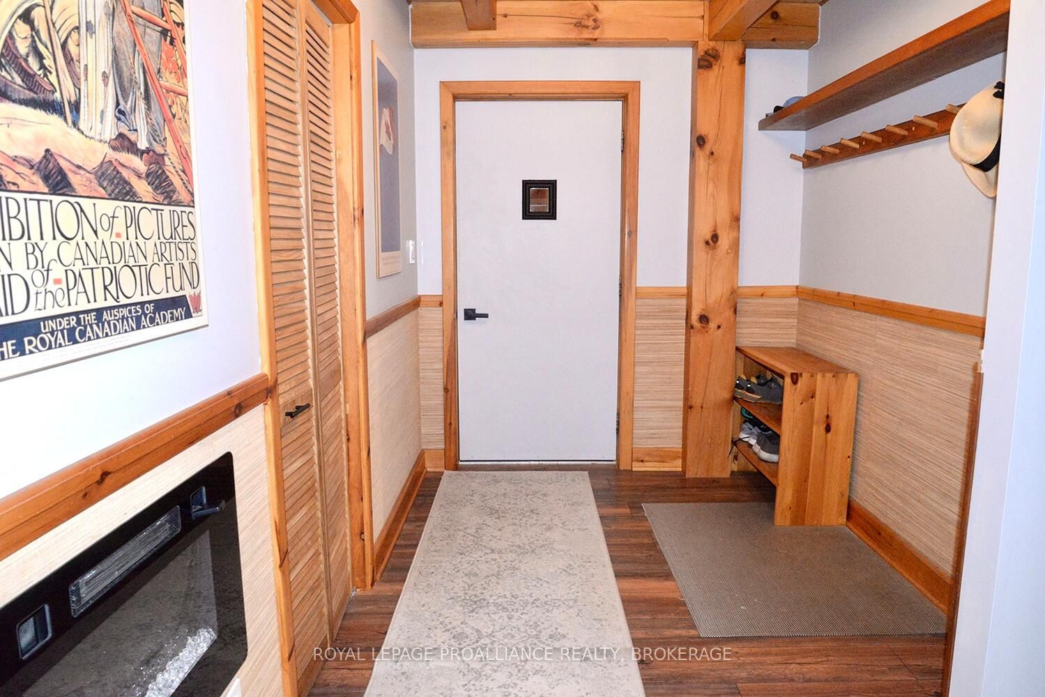 29263 Highway 7 Property Photo 4
