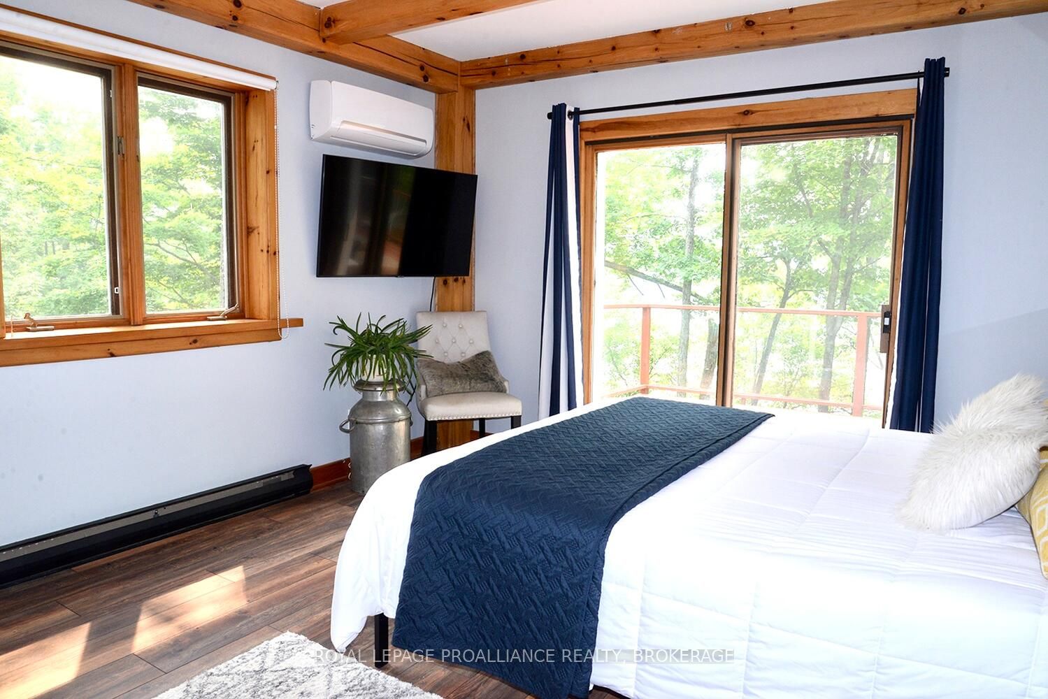 29263 Highway 7 Property Photo 5