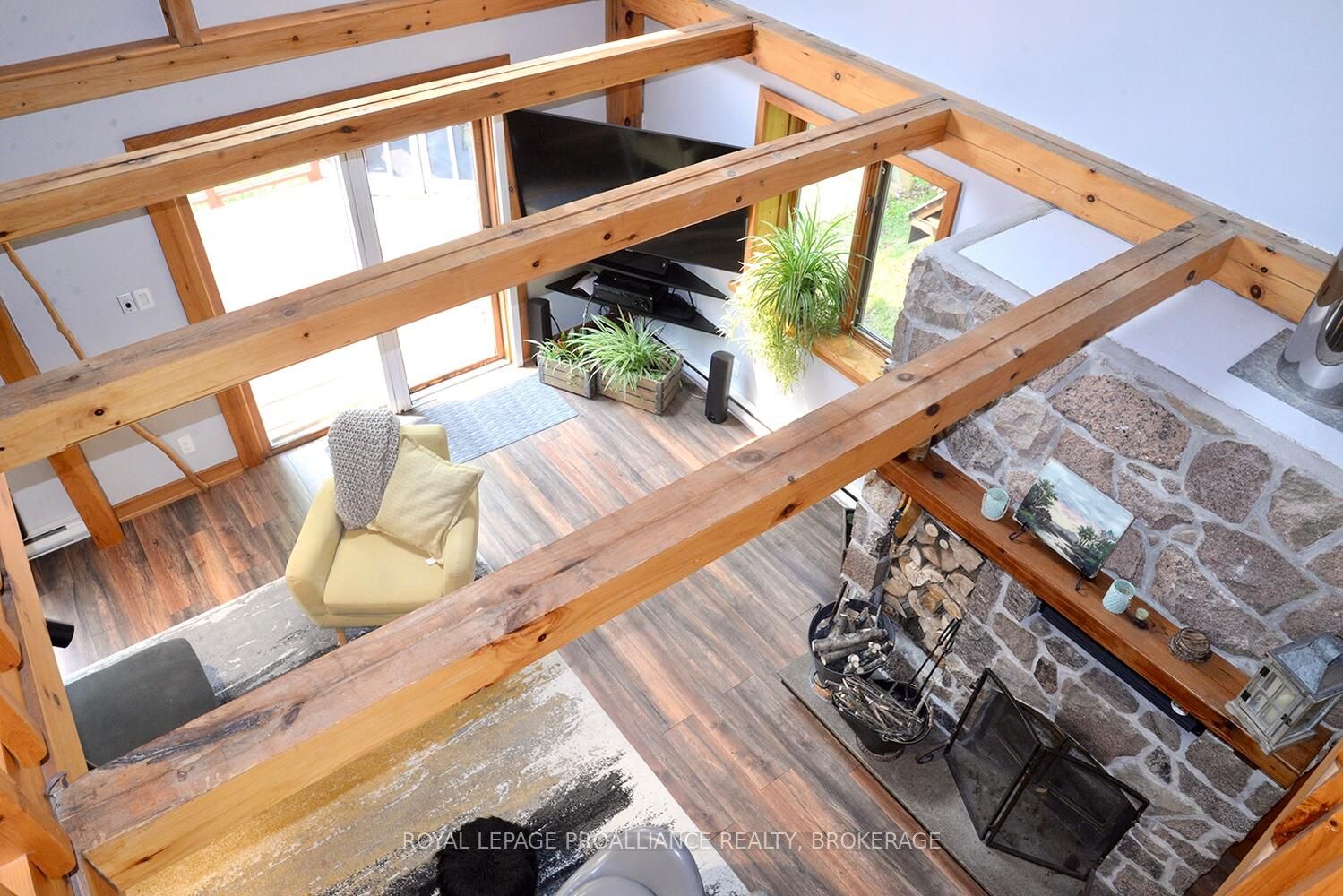 29263 Highway 7 Property Photo 32