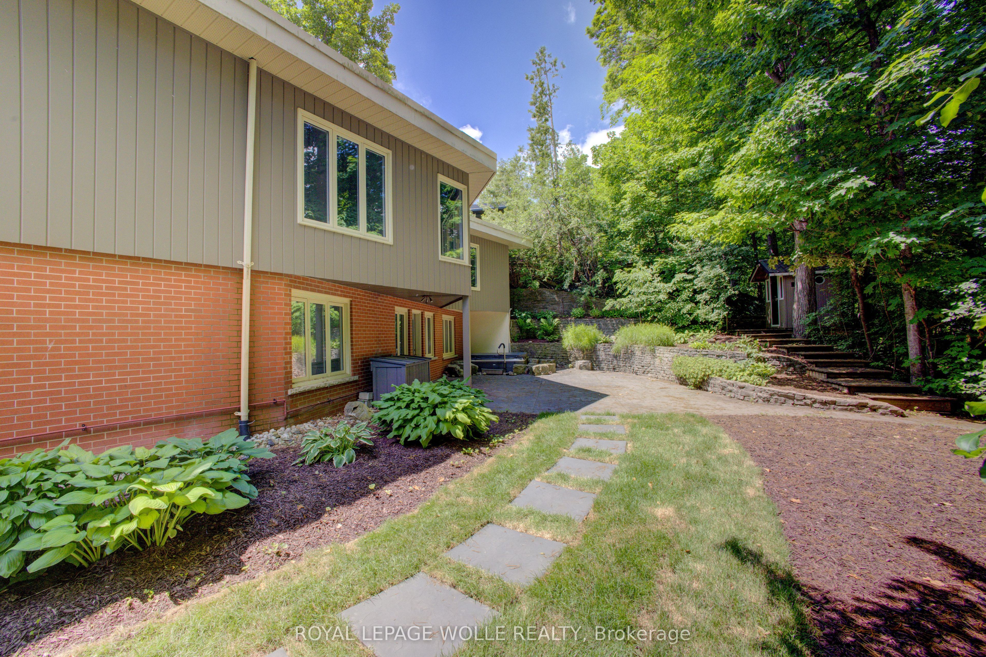 294 Algonquin Drive Property Photo 39