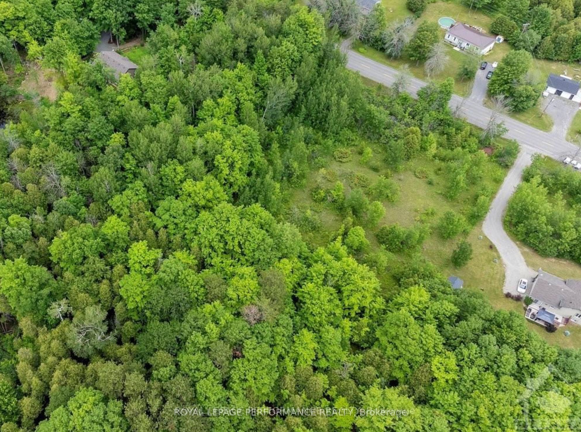 8110 County Rd 44 Road Property Photo 5