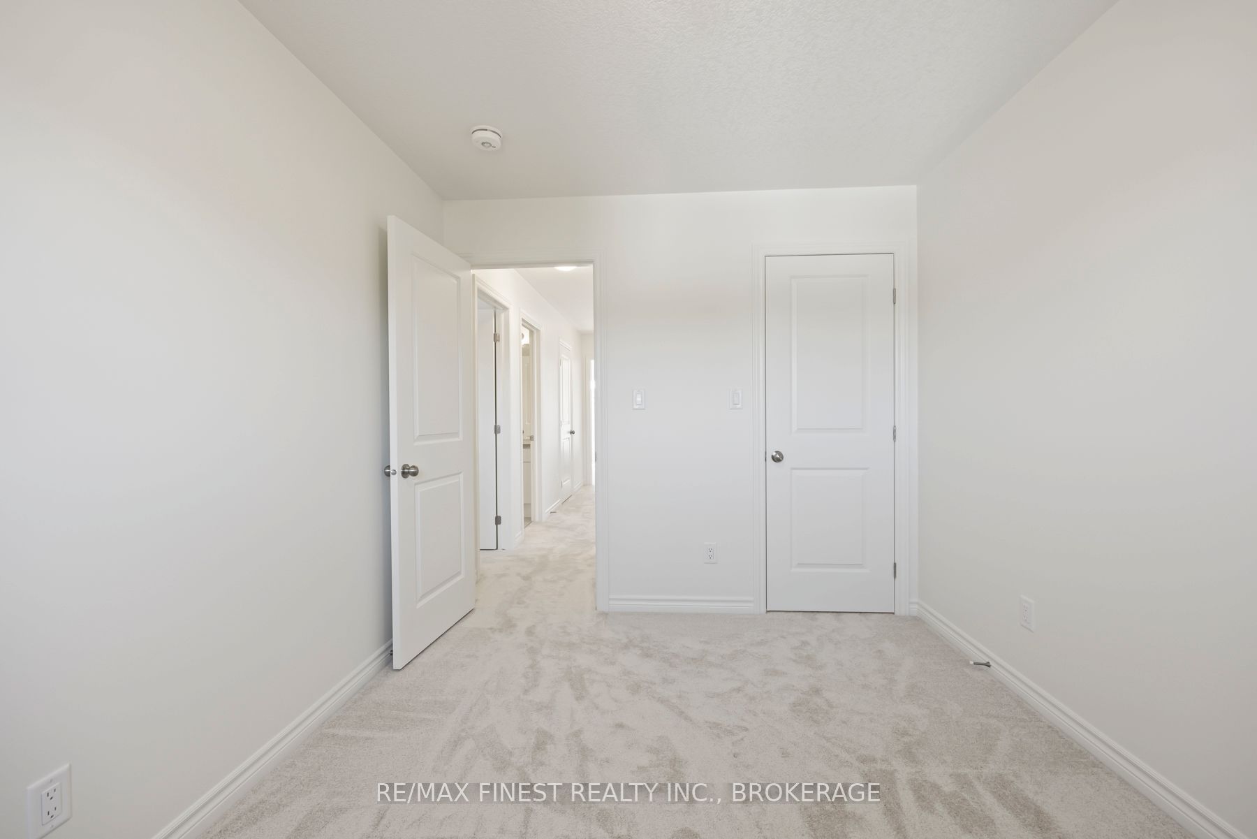192 Heritage Park Drive Property Photo 21