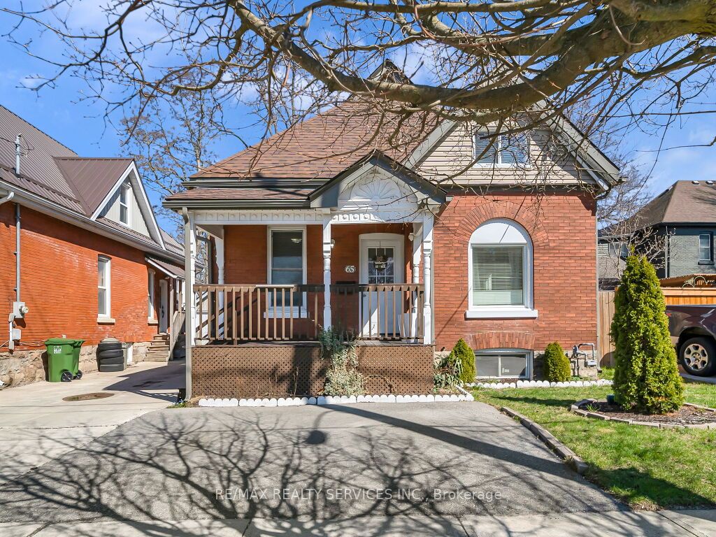 65 Moore Street Property Photo 4