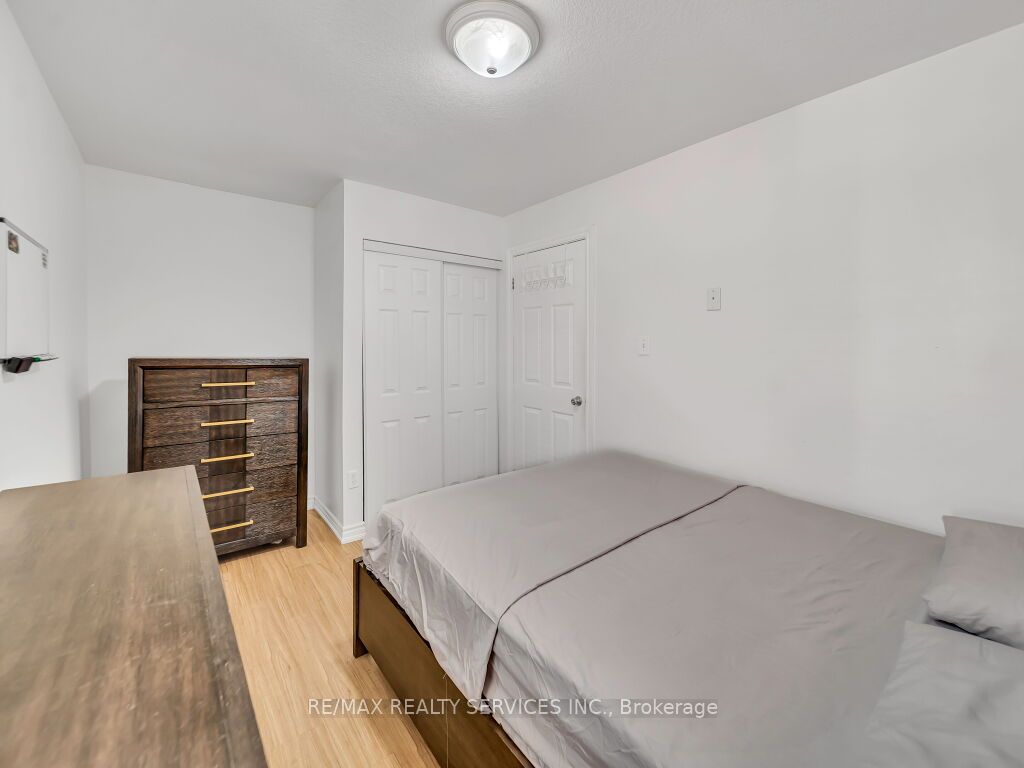 65 Moore Street Property Photo 21
