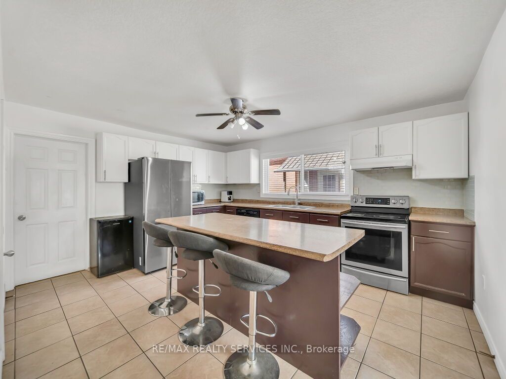 65 Moore Street Property Photo 25
