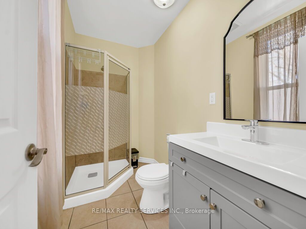 65 Moore Street Property Photo 32