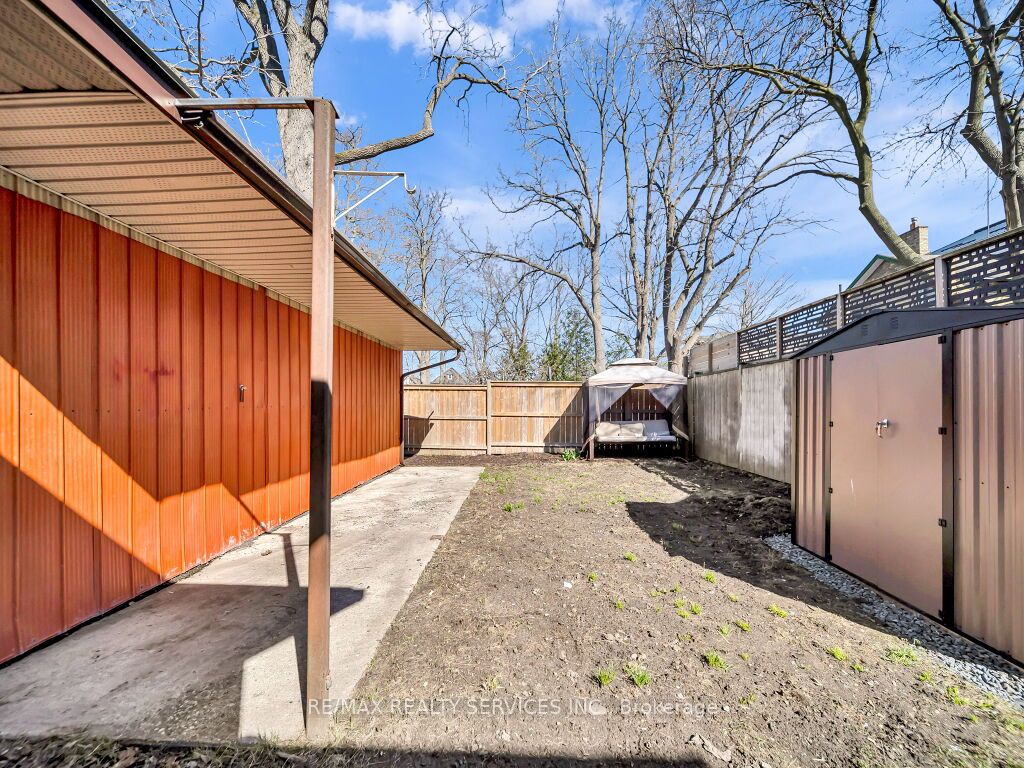 65 Moore Street Property Photo 46