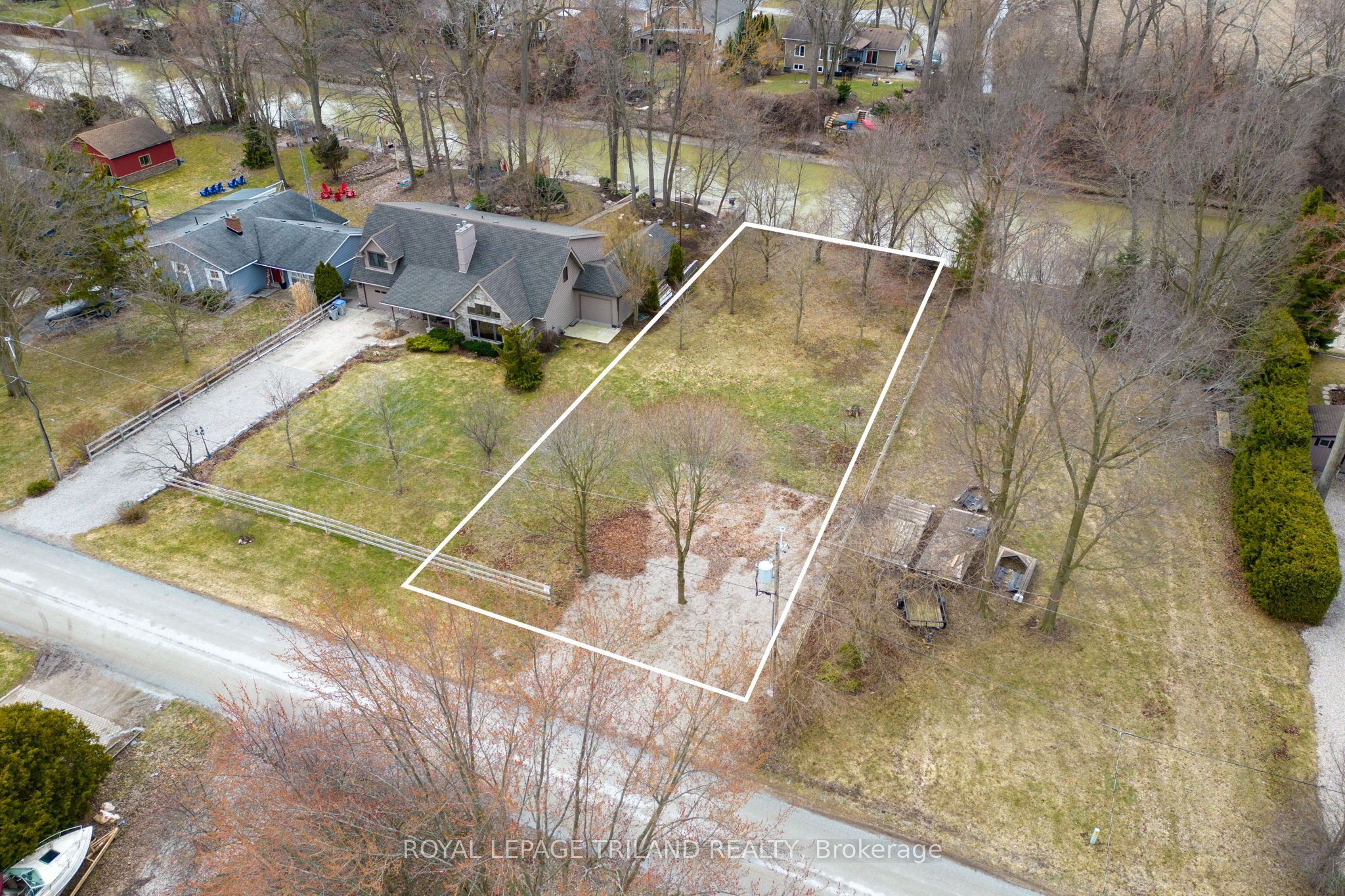 8419 Defore Drive Property Photo 3