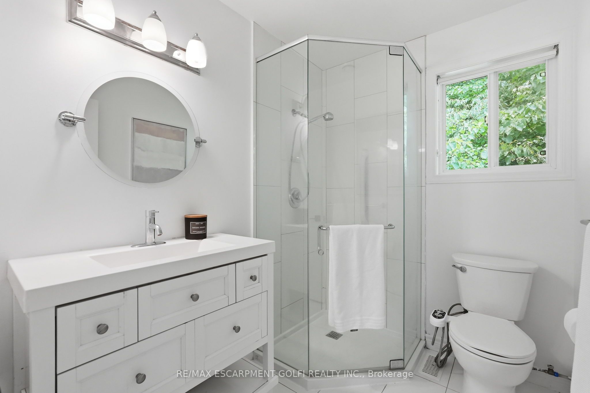 292 Thorncrest Drive Property Photo 28