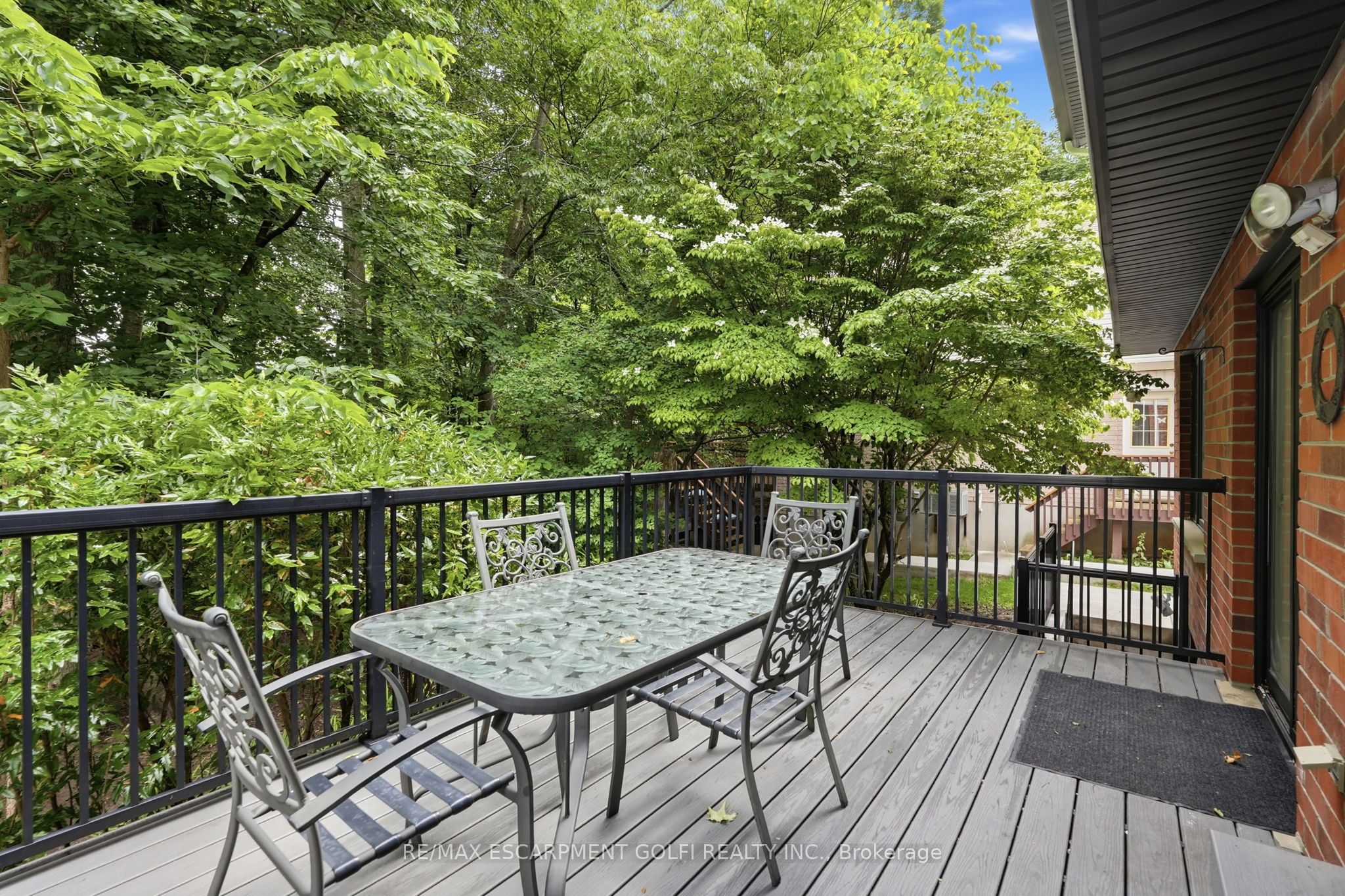 292 Thorncrest Drive Property Photo 46