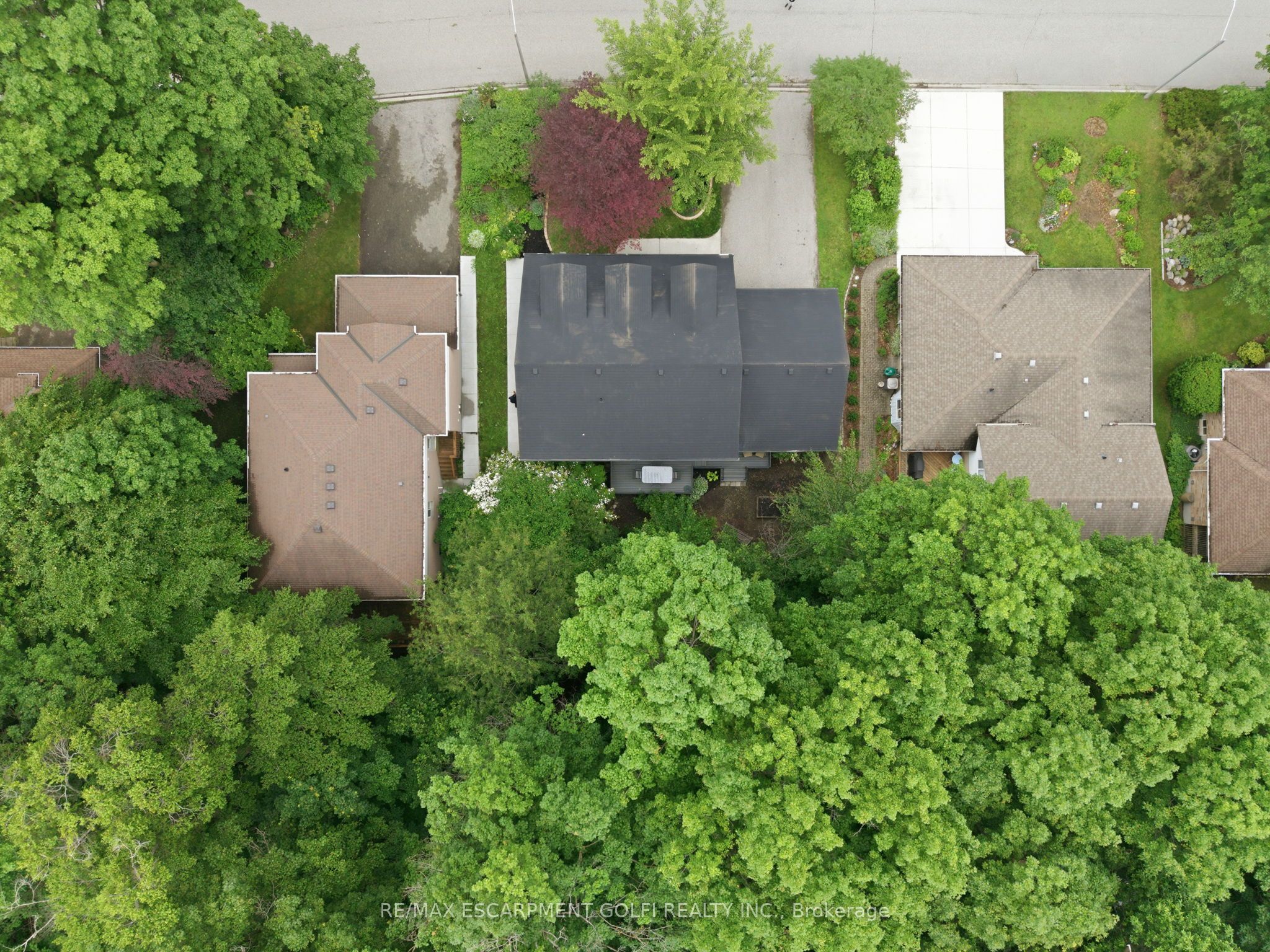 292 Thorncrest Drive Property Photo 49