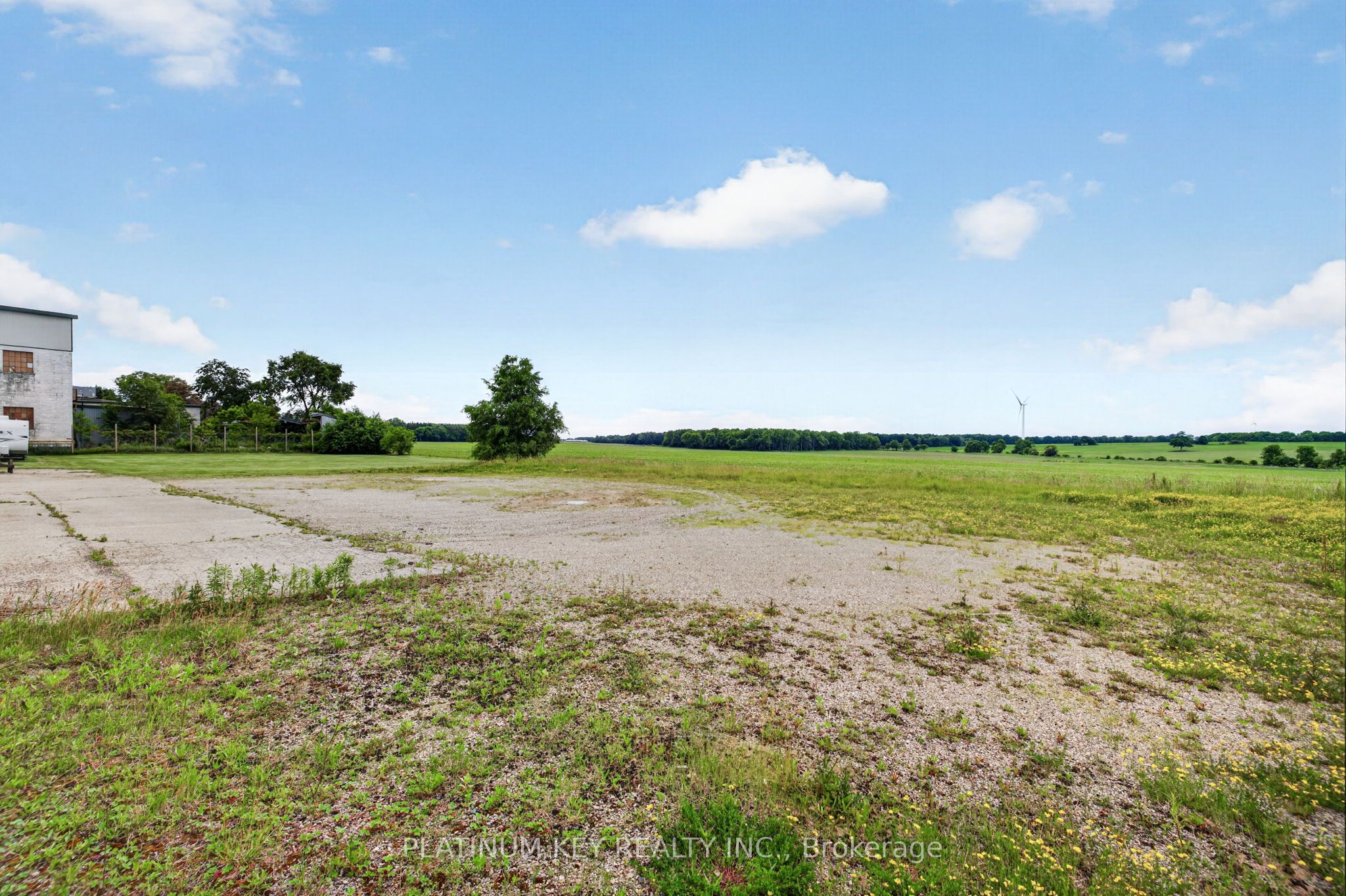 7291 Arkona Road Property Photo 9