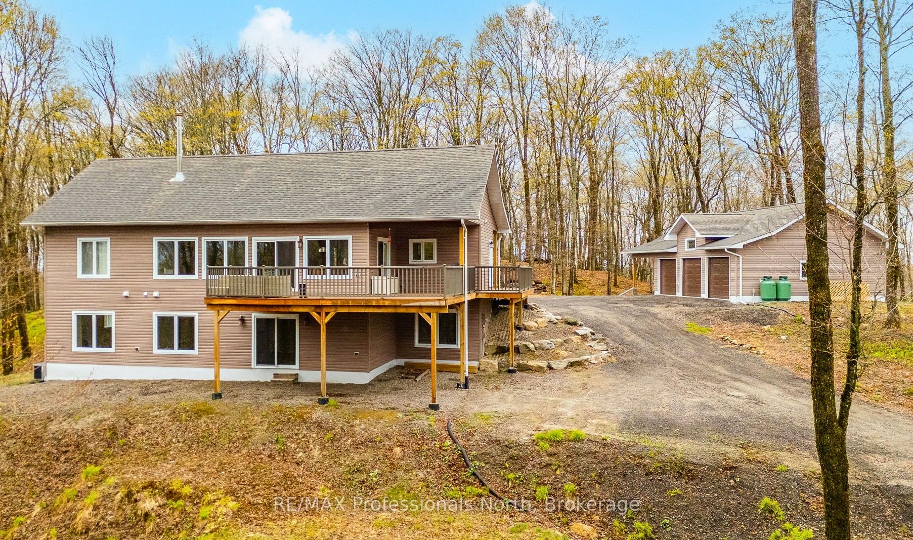 253 Ridgeview Road Property Photo 1