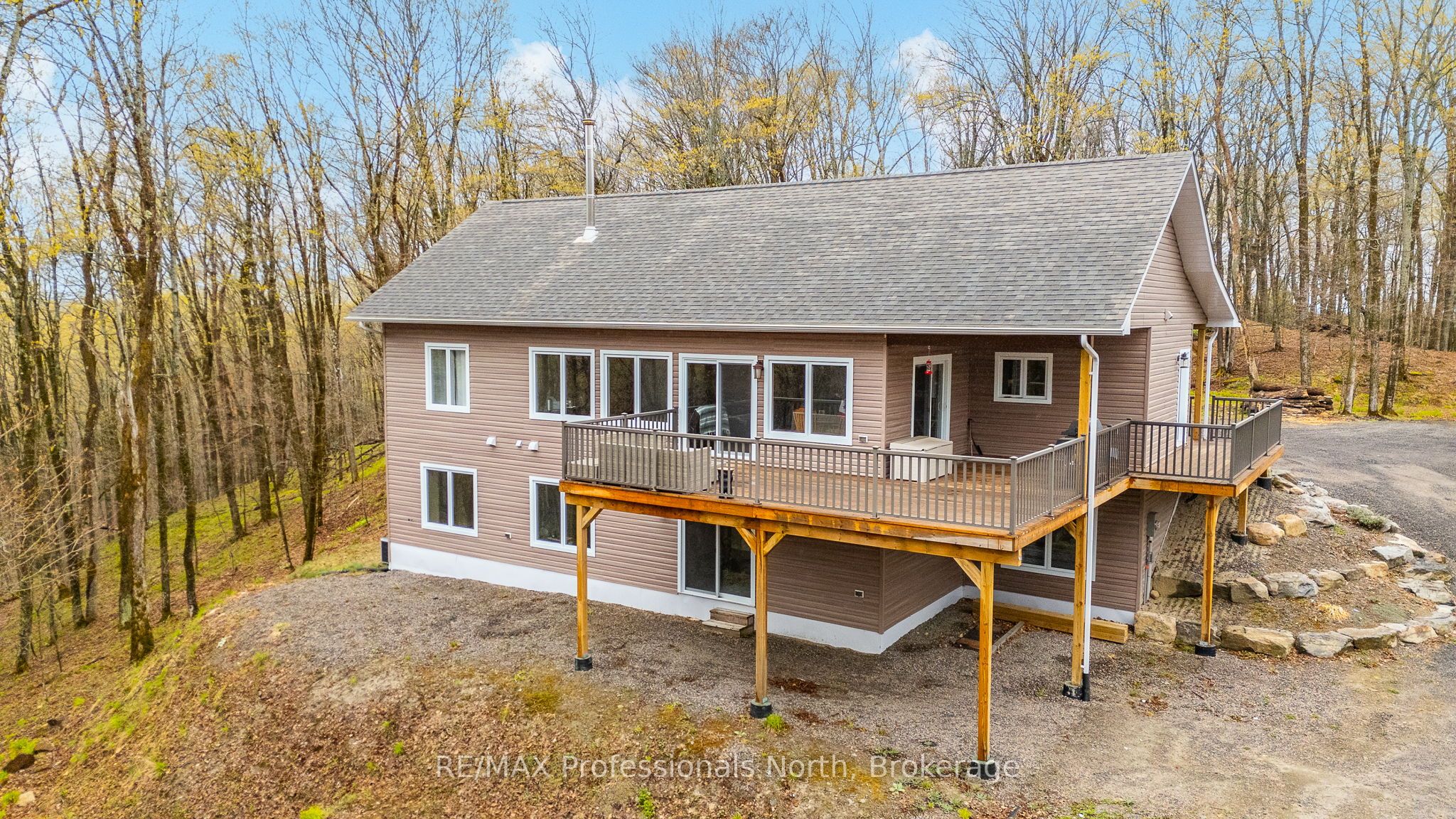 253 Ridgeview Road Property Photo 2