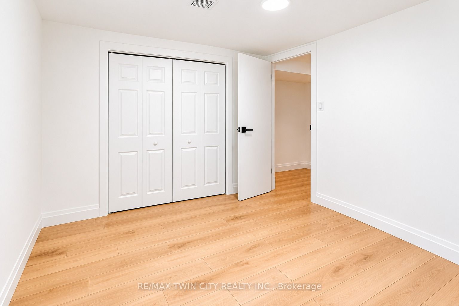 53 Broken Oak Crescent Basement Property Photo 3