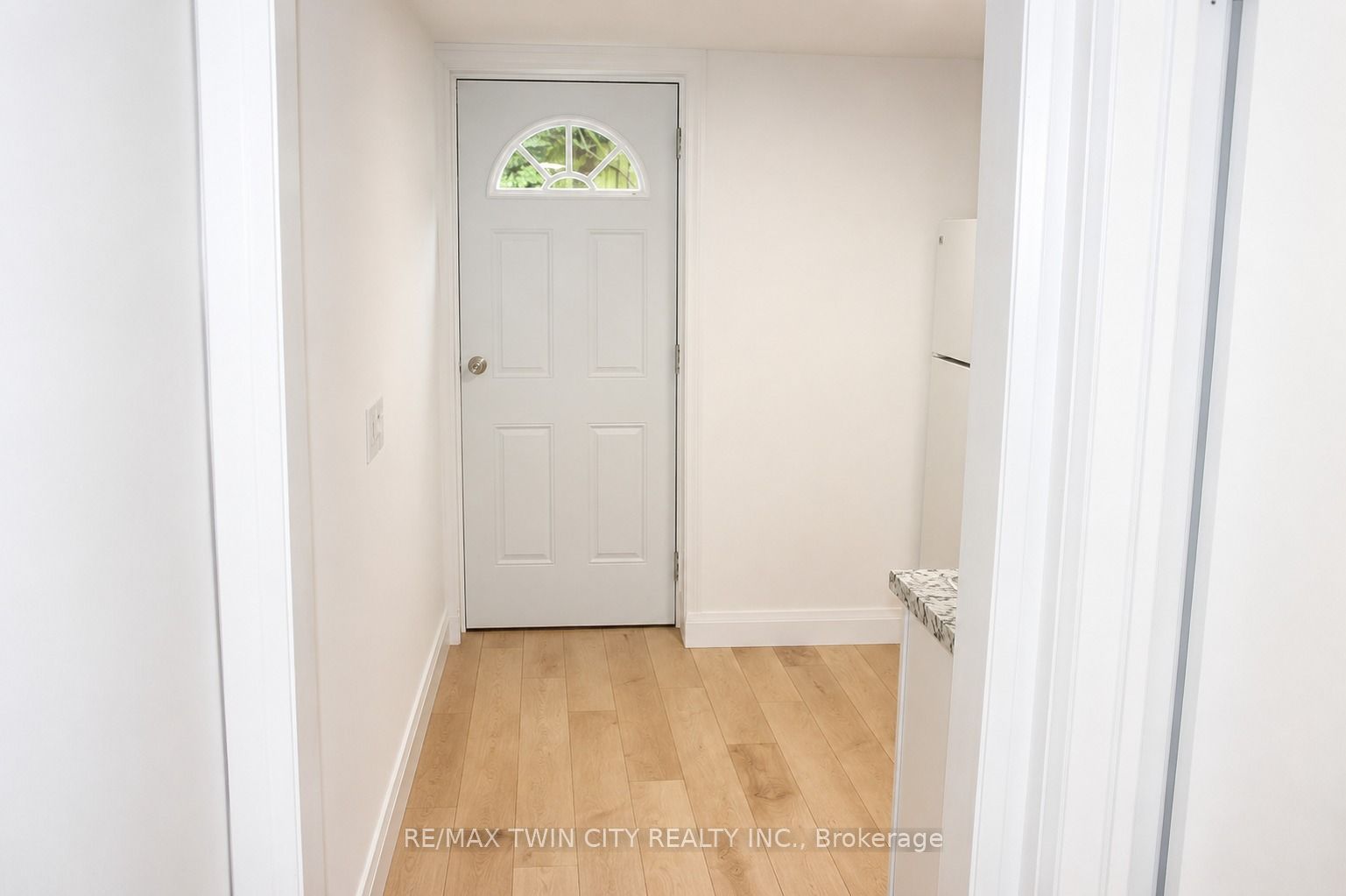 53 Broken Oak Crescent Basement Property Photo 8
