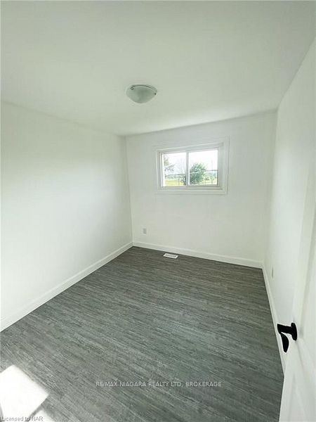 69 Hagey Avenue 2 Property Photo 11