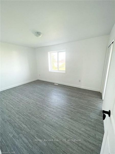 69 Hagey Avenue 2 Property Photo 13