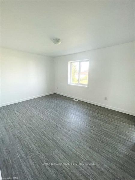 69 Hagey Avenue 2 Property Photo 14
