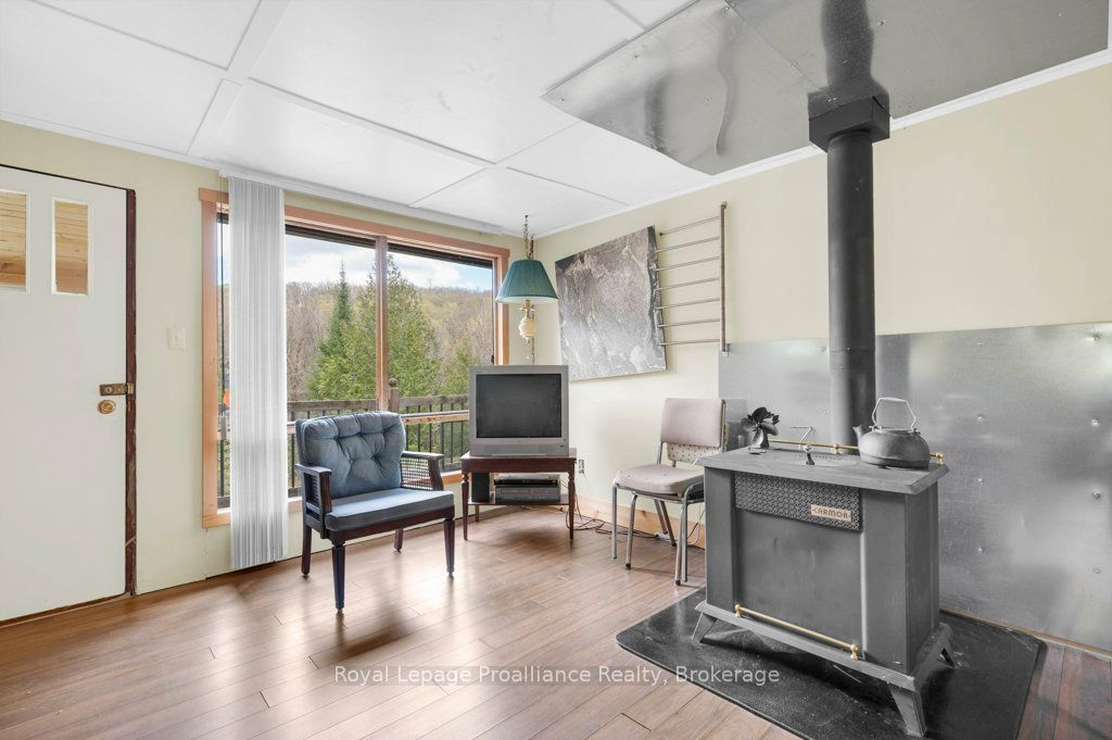 2611 River Road Property Photo 10