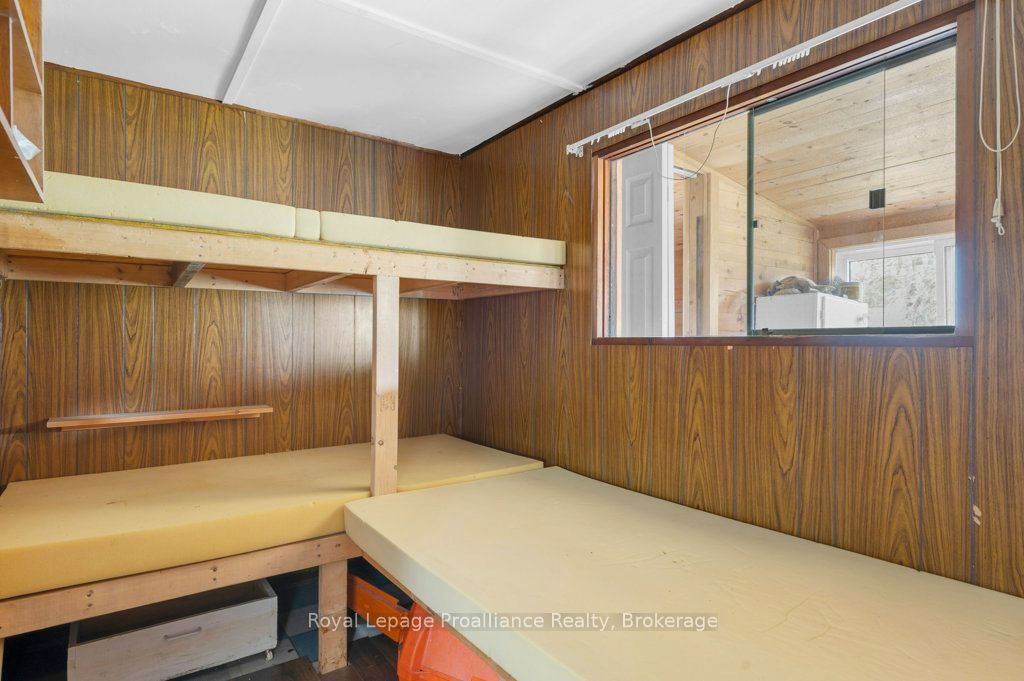2611 River Road Property Photo 15