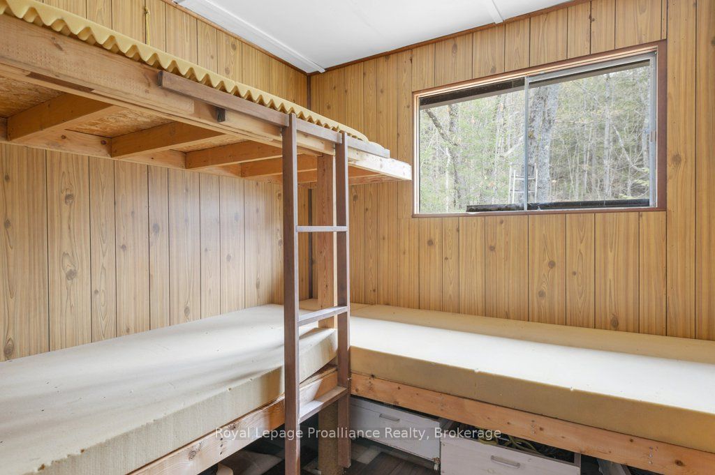 2611 River Road Property Photo 16
