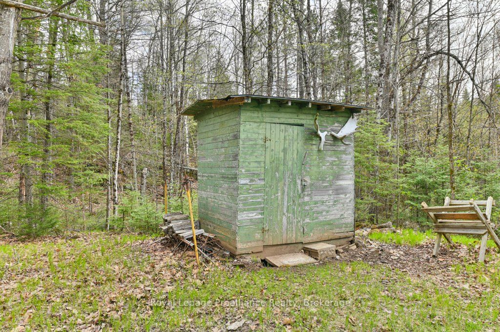 2611 River Road Property Photo 18