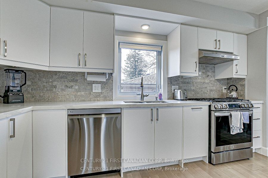 1473 Glengarry Avenue Property Photo 11