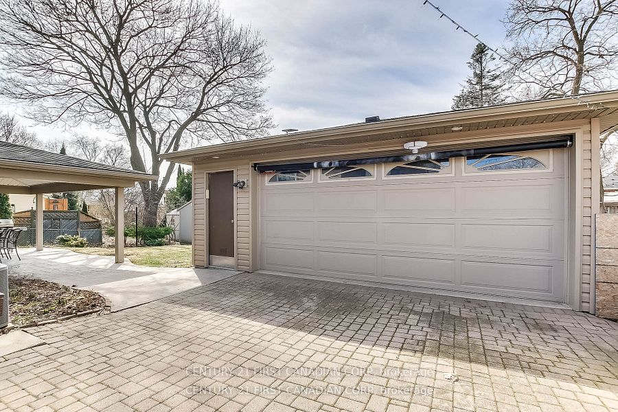 1473 Glengarry Avenue Property Photo 17